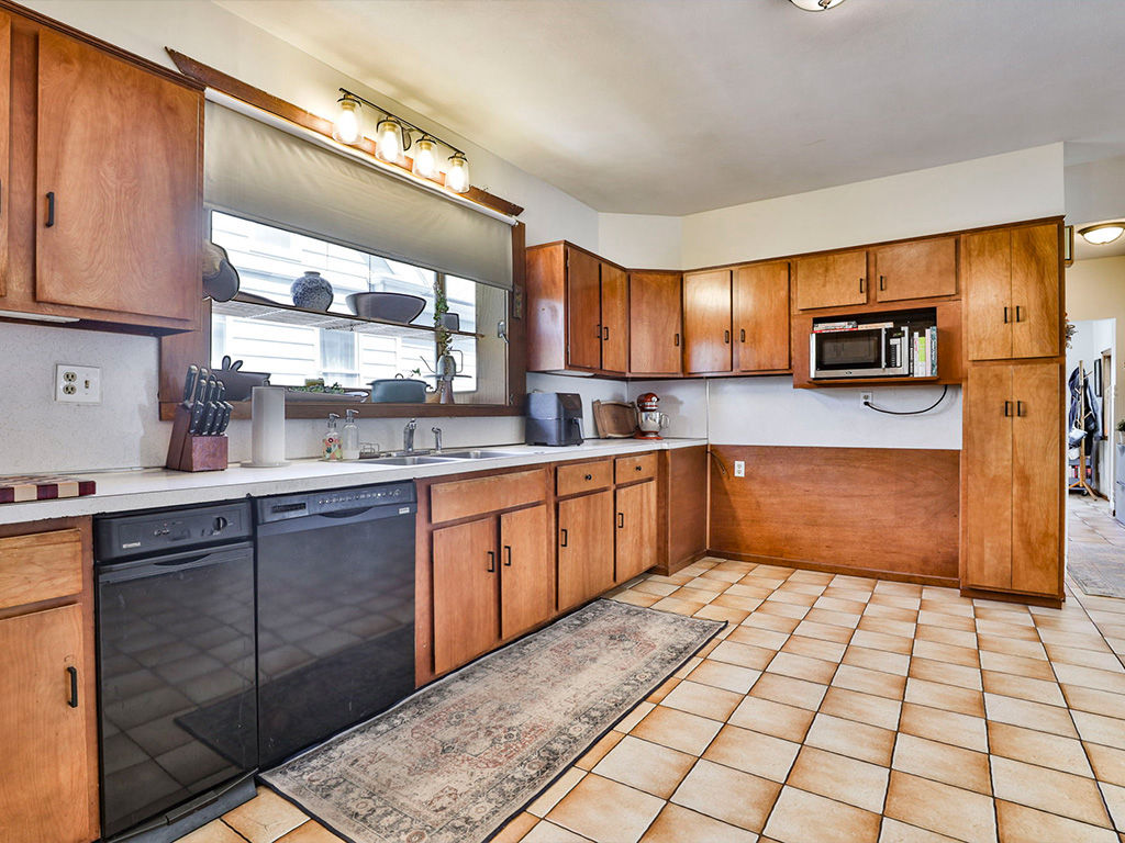 46 Adams Street, Malden, MA 02148 20 Jackson Ave, Everett, MA 02149